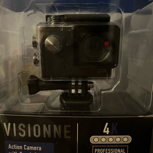 IJoy Visionne Action Camera with Touchscreen - Picture 6 of 12